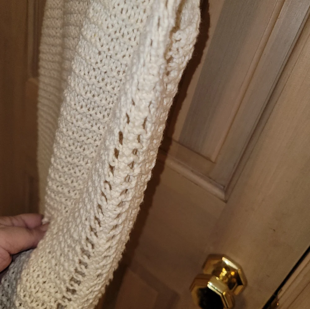 Misses sz L Billabong Sleeveless Off White Cowlneck Sweater - Picture 4 of 5